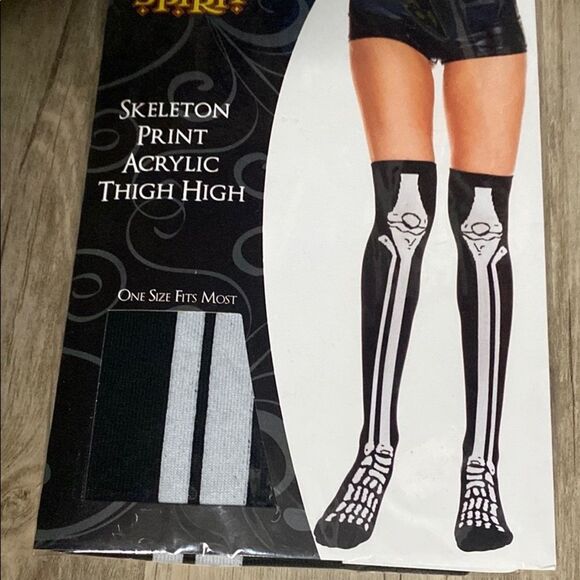 NWT Skeleton print acrylic thigh high stockings One size fits most Halloween - Picture 1 of 2